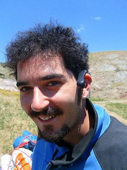 Sonra bir baktım debriyaj kolunu kulak arkası yapmış :) Sonra motoru debriyajsız çalıştırıp gayet temkinli bir şekilde Gümüşhane