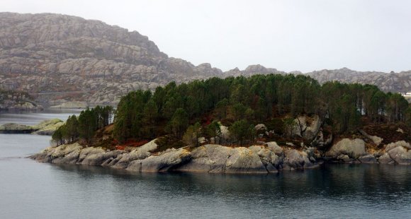 Bergen'e doğru adalar, adacıklar