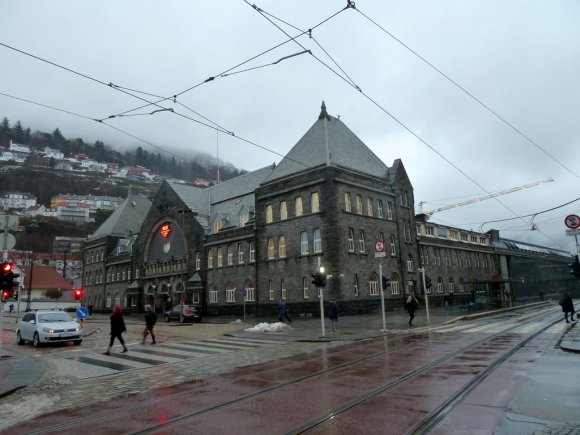 Bergen tren istasyonu