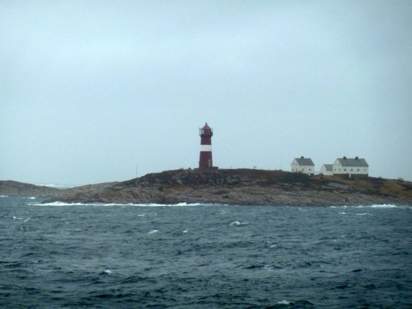 Bir başka deniz feneri