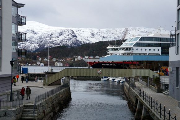 Alesund Limanı ve ilk şehir gezintimiz