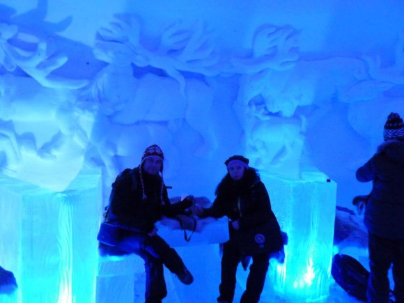 Kirkenes snow hotel, buz otel lobi ve bar