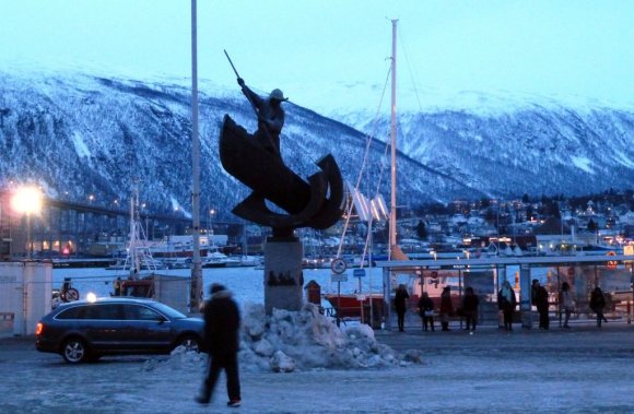 Tromso'de bir balıkçı heykeli...