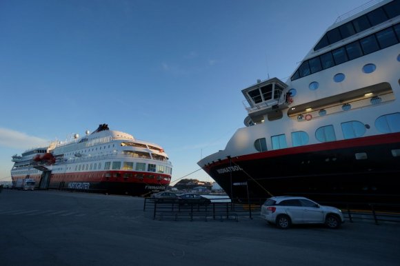 Gemide 3. gün: Trondheim Limanı ve kardeş gemilerden MS Finnmarken