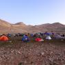 2. gün çadır kamp alanı. İlk günkü kamp alanı 1200 metrelerde idi. 2. gün fotoğrafta görülen kamp alanımız ise 3000 metrelerde.