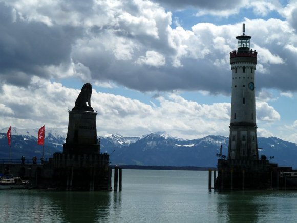 Konstanz Gölü de denen Bodensee Gölü.