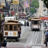 San Francisco şehir içinde çalışan cable-car'lar.