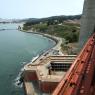 Golden Gate Köprüsü üzerinde yürüyüş.