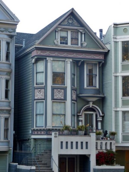 Haight-Ashbury ahşap evlerinden biri.