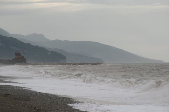 11 Km' lik sahil şeridinin batı tarafından bir başka kare.