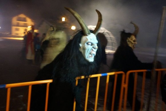 Krampustreiben festivali, Obertraun, Avusturya. Hikayemiz, bölüm 2