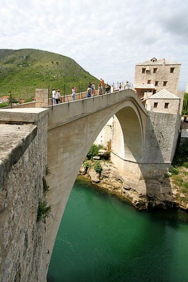 Mostar Köprüsü