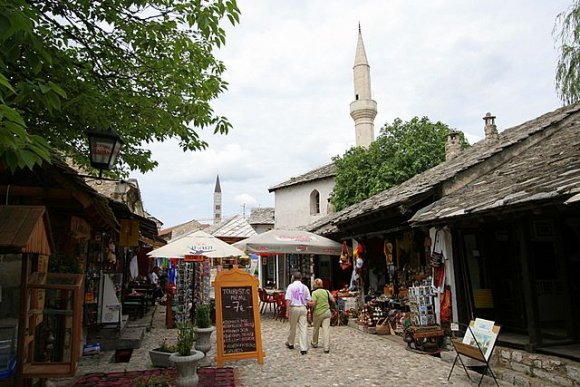 Mostar'da alışveriş yapılan yerler.