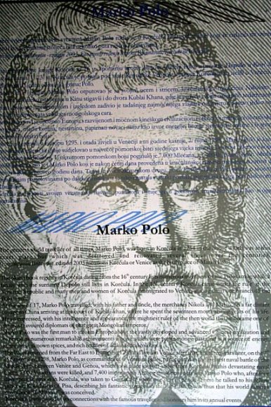 Kulenin içinde Marco Polo portresi