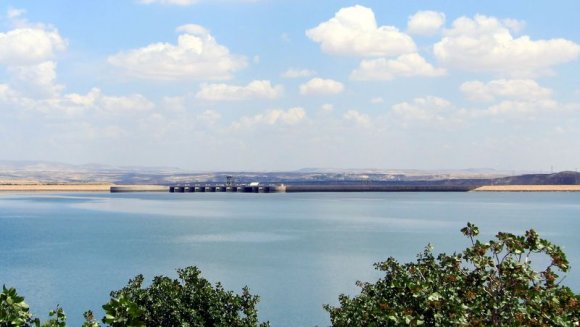 Zeugma Antik Kentinin büyük kısmını sular altında bırakan Birecik Barajı