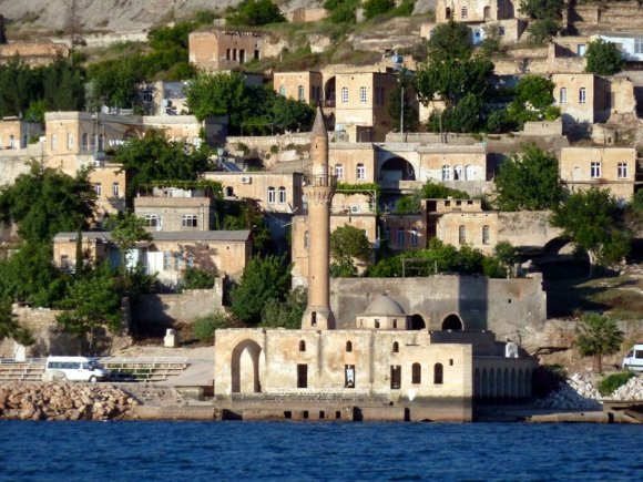 Halfeti Camii