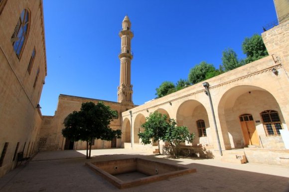 Mardin Şehidiye Camii ve Medresesi