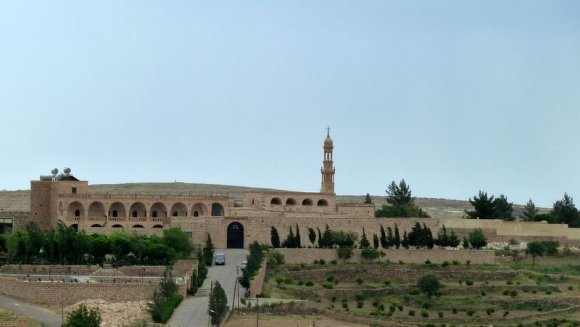 Midyat'ta bir Süryani Kilisesi