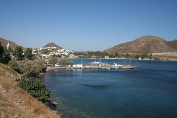 Bodrum Bodrum... Bir zamanlar aşık olmuştum, ama şimdi, ismi neydi unuttum, Bodrum Bodrummmm...