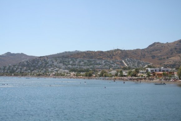 Kuşadası'ndan sonra Bodrum'a doğru yola devam ettim. Çokkk güzel koylardan geçip Ortakent'teki çadır kuracağım Kaktüs Kamping'e