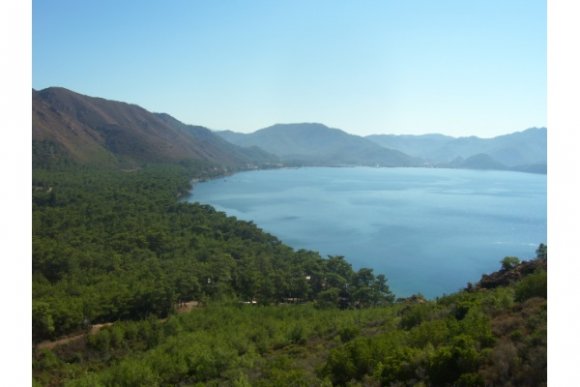 Datça'dan Fethiye'ye doğru giderken yol üzerindeki koylardan biri.