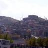 Sonrasında da Nevşehir'den geçtim. Burası Nevşehir kalesi.