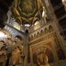Kurtuba Camii (Mezquita) nin mihrabı ve kubbesi. Bu mihrap ve kubbe dünyanın en güzel İslami eserlerinden biri sayılıyor.