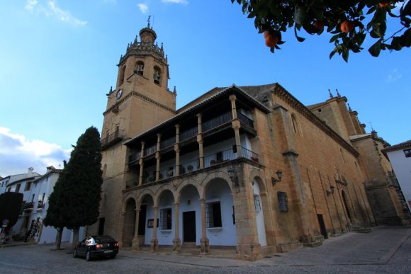 Ronda'da bir kilise.