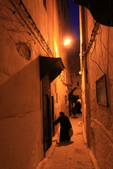 Fes - Medine'de aksam saatleri.