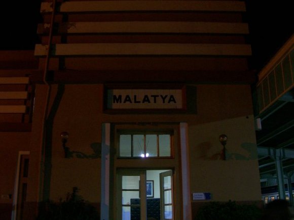 137_vu_0365_malatya_istasyonu_gece.jpg