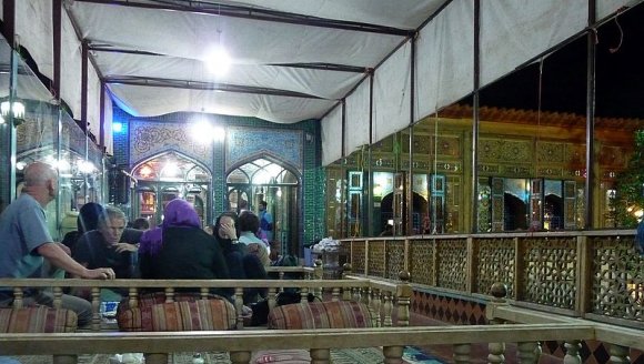 İsfahan'da İmam Meydanında Sofreh Khaneh Sonnati.