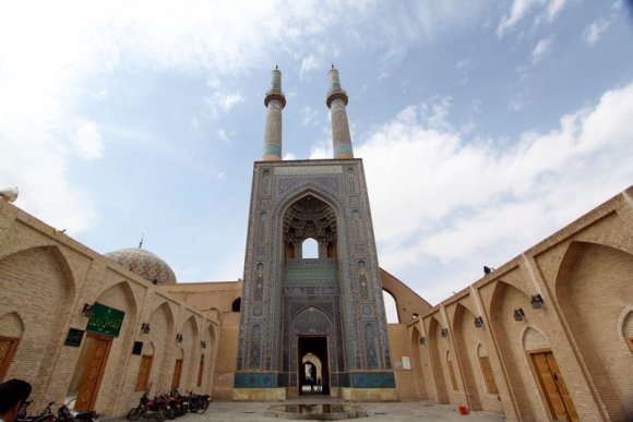 Yezd, Cuma Camii'nin (İngilizce Jameh Mosque, Farsça Masjed-e Jameh)