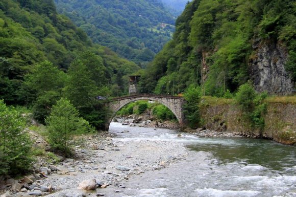 Fırtına Deresi - Taş Köprü