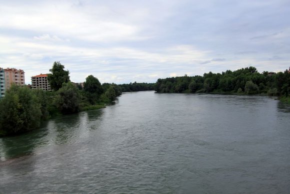 Çarşamba'dan geçerek Karadeniz'e dökülen Yeşilırmak Nehri.