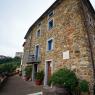 Cinque Terre'deki köyleri gezmek için Massa'ya bakan tepelerden birinde çok güzel bir taş evde kaldık.