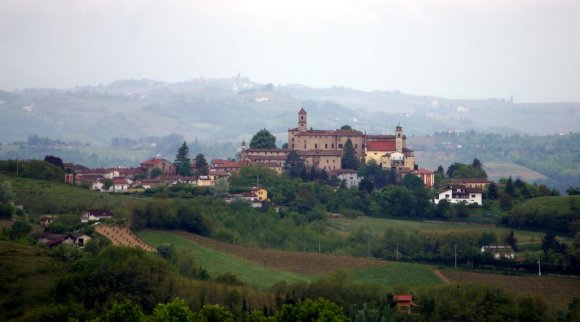 Gavi Torino yolu, İtalya.