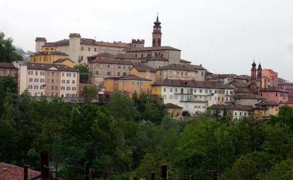 Gavi Torino yolu, İtalya.