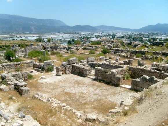 Xanthos şehir kalıntıları.