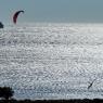 Sigri'de kite surfing yapanlar