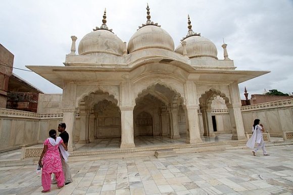 Agra - Agra Kalesi'nde Nagina Masjid.