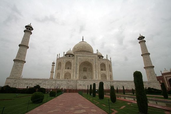 Agra - Taj Mahal.