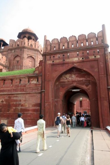 Delhi, Kırmızı Kale, Lahore Kapısı.