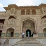Jaipur, Amber Sarayı'nın giriş kapısı.