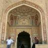 Jaipur, Amber Sarayı'nın giriş kapısı.
