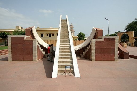 Jaipur, Jantar Mantar Gözlemevi'nde güneş saati.