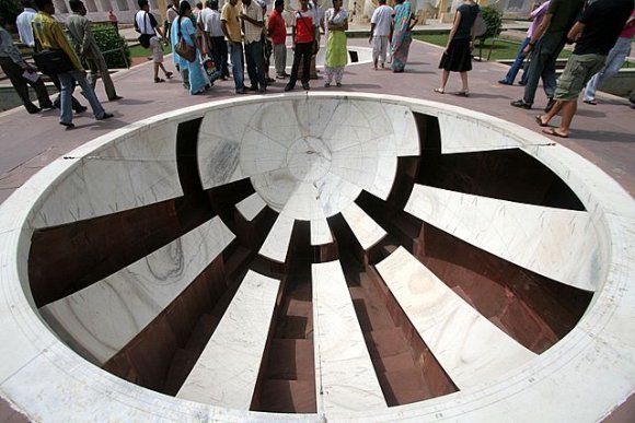 Jaipur, Jantar Mantar Gözlemevi'ndeki bir alet.