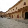Nahargarh Kalesi, Madhavendra Bhawan Sarayı.