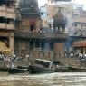 Varanasi - Ganj Nehri, ölü yakılan Manikarnika Ghat.