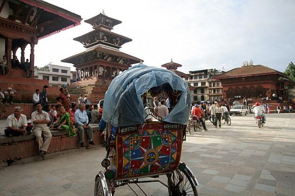 Katmandu - Durbar Square. Süslü rikşacı.
