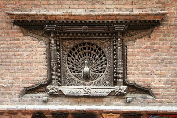 Katmandu - Bhaktapur Tachupal Tole, Peacock Window (Tavuskuşu Penceresi).